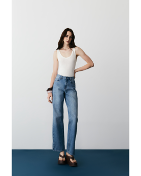 Blusa Essencial Renata Regata