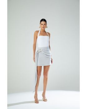 Saia Kira Curta